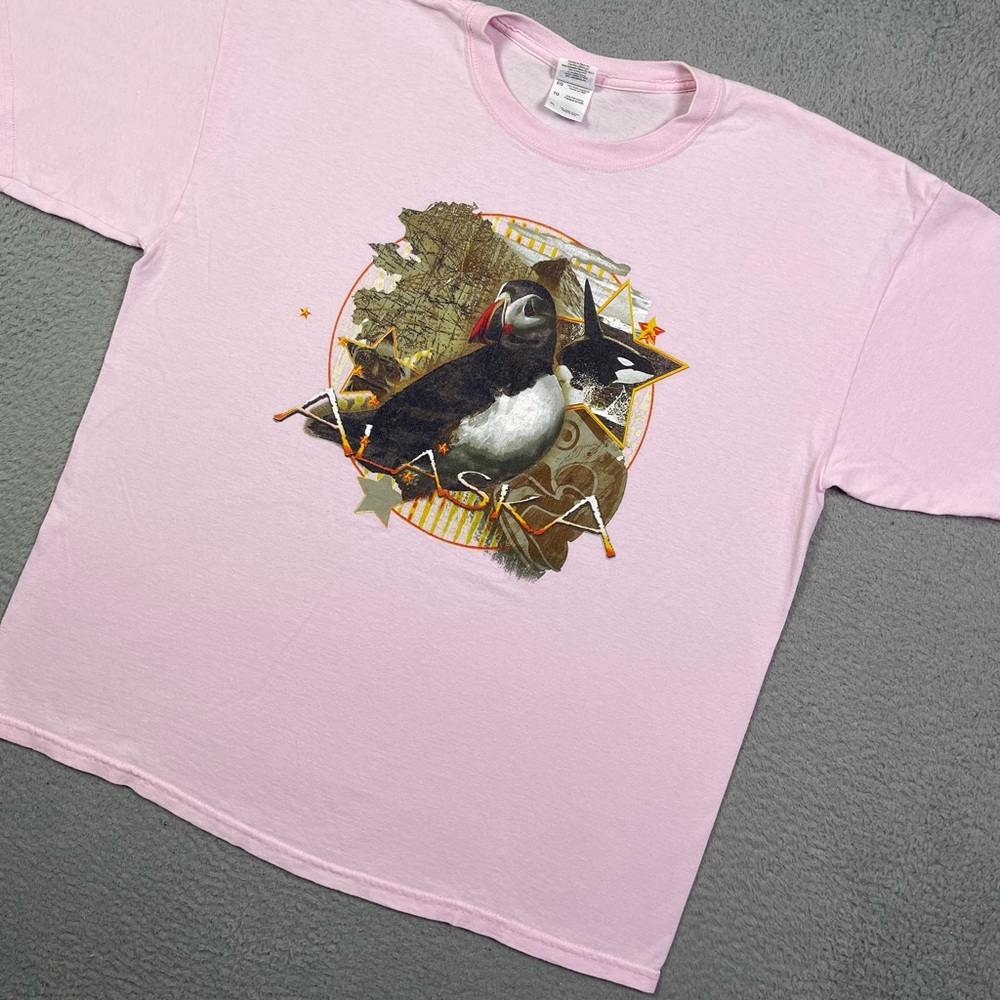 Vintage y2k Alaska animal nature T-shirt